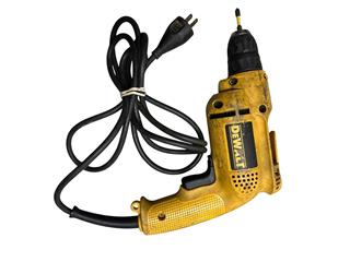 DEWALT D21007 CORDED 120V 3/8
